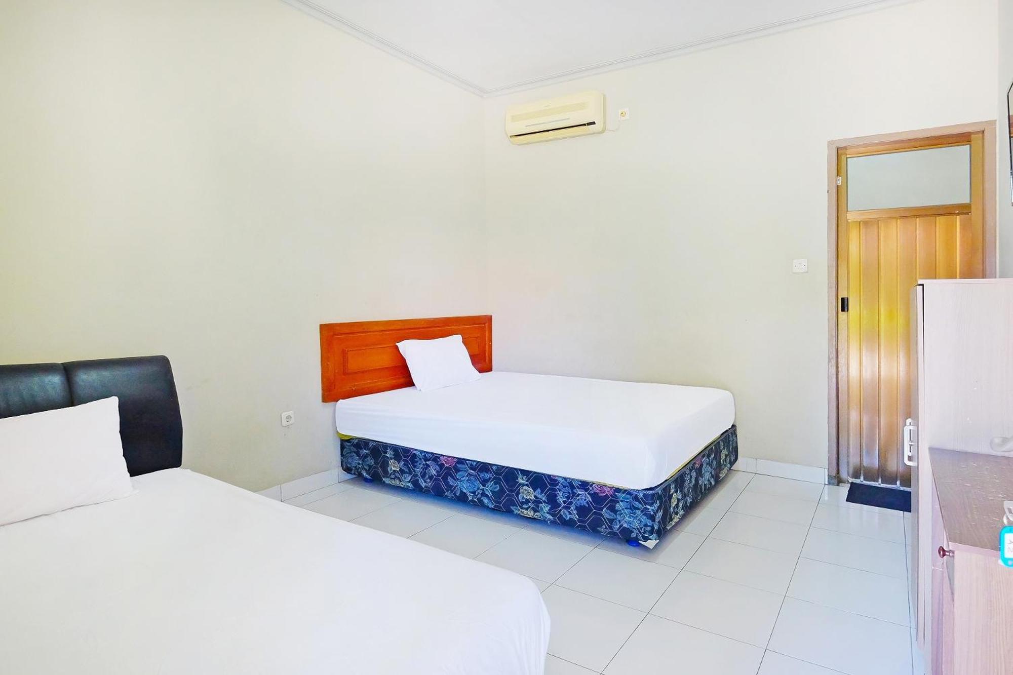 Collection O 91046 Hotel Remaja Indah Masamba Esterno foto